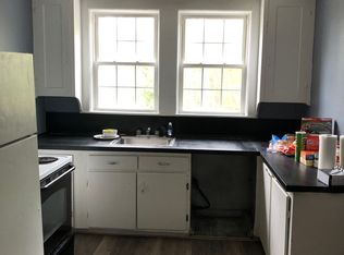 149 Union St APT 3, Rockland, MA 02370