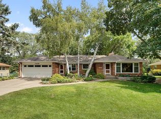 2436 Pascal St, Saint Paul, MN 55113