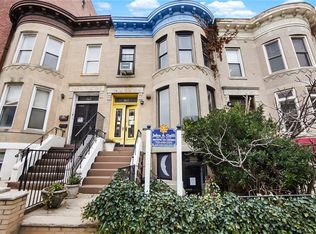 365 Bay Ridge Pkwy, Brooklyn, NY 11209