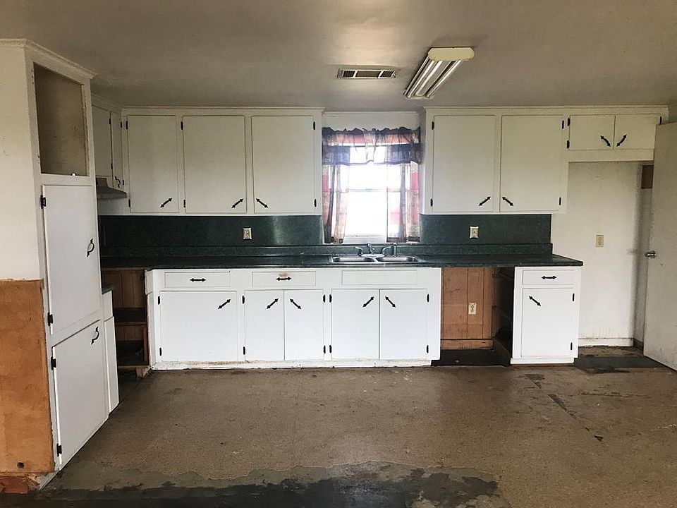 2nd image of 231 Key Rd