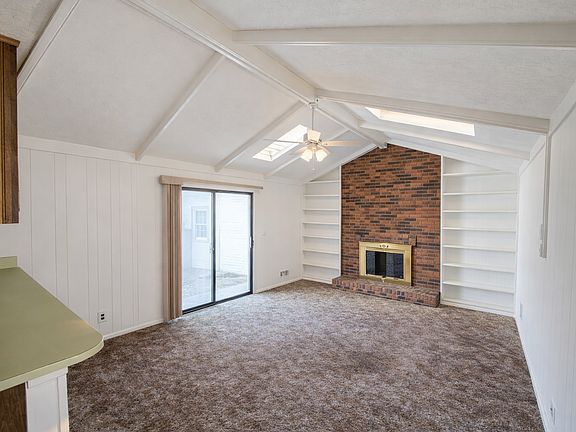 5th image of 7500 Cove Dr