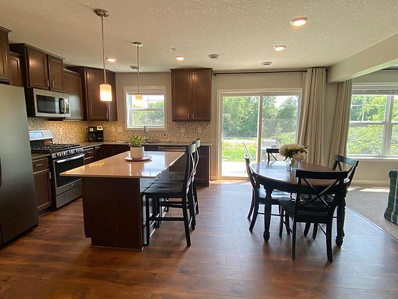 Southern facing kitchen and living room provides amazing sunlight all year round.
