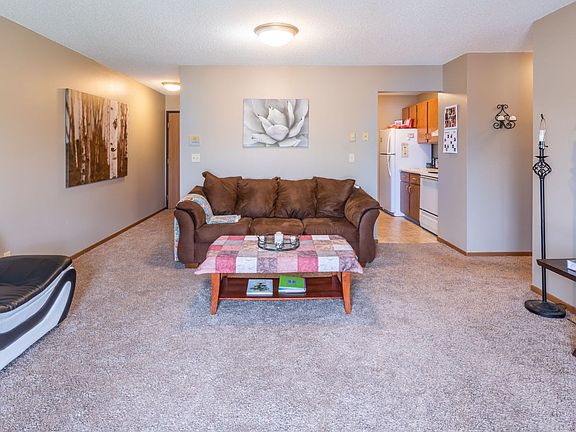 2nd image of 2250 N Cedar Ave #114302