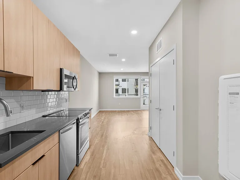 The Keystone Apartments — Photo 87