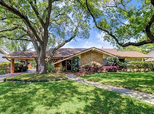 5686 Bayou Glen Rd, Houston, TX 77056
