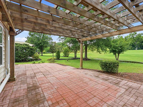 3rd image of 6439 Longwood Dr.