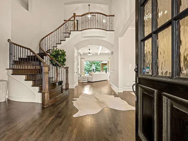 812 Lake Carillon Ln — Photo 12