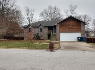 904 Becky Ln, Ozark, MO 65721