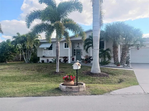 621 Sturgeon Pl, Punta Gorda, FL 33950