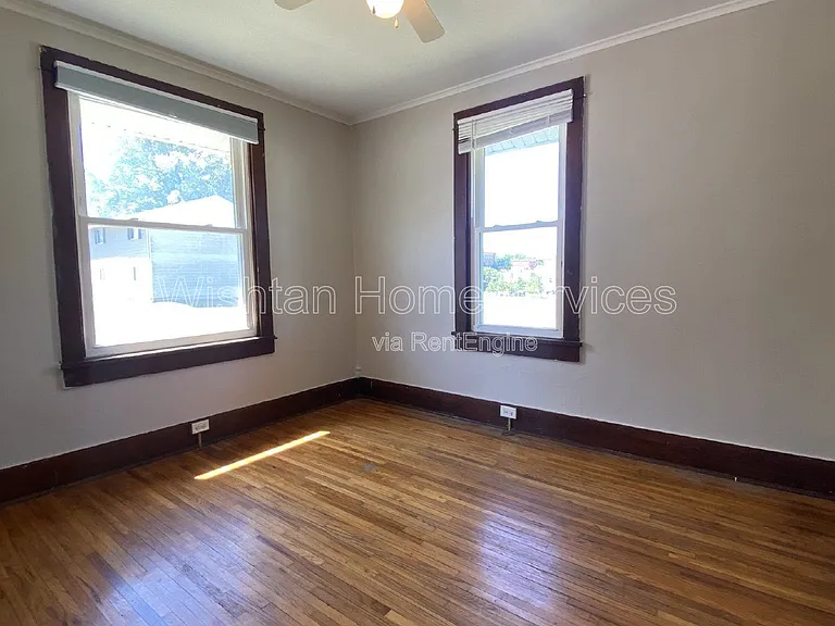 522 W Murray St — Photo 11