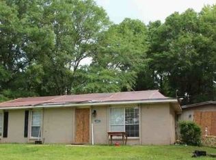 927 Manoy Dr, Jacksons Gap, AL 36861