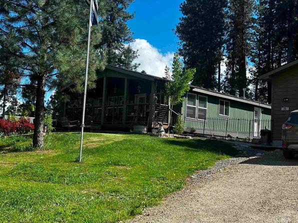 9 E Beck Rd, Garden Valley, ID 83622