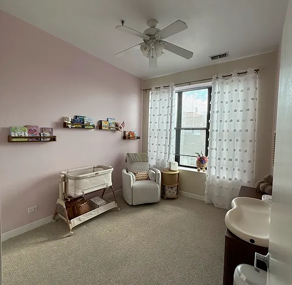 1 S Leavitt St #401 — Photo 10