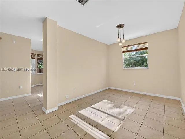 8903 SW 206th St — Photo 3