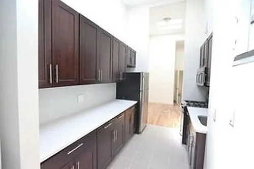 211 Wyckoff Ave #3L Photo 1