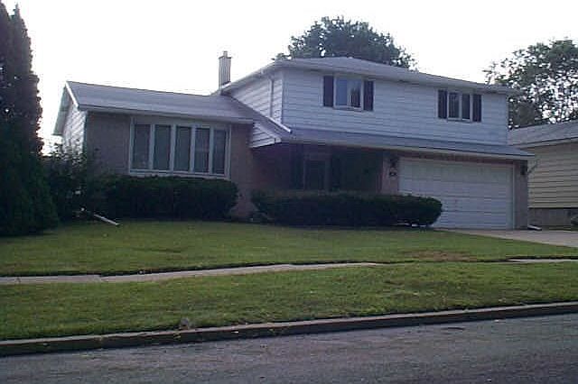 1st image of 83 Caprice Dr