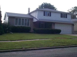 83 Caprice Dr, Buffalo, NY 14227