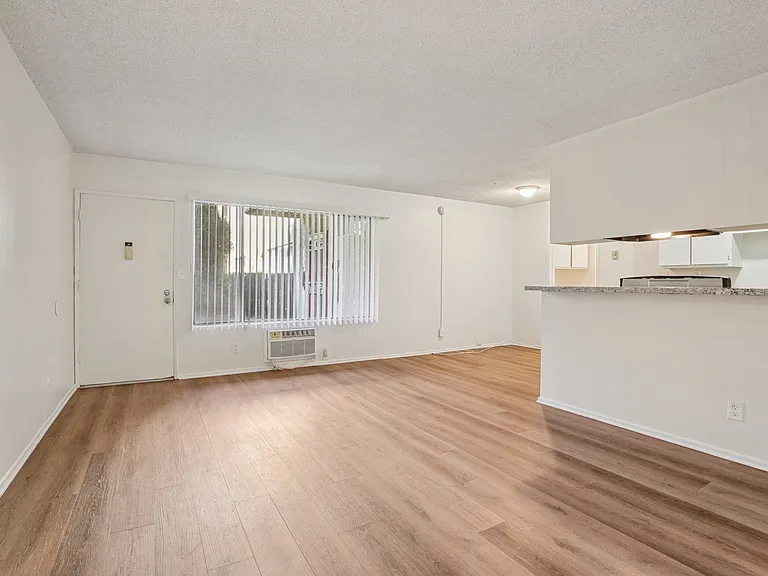 3748 Midvale — Photo 20