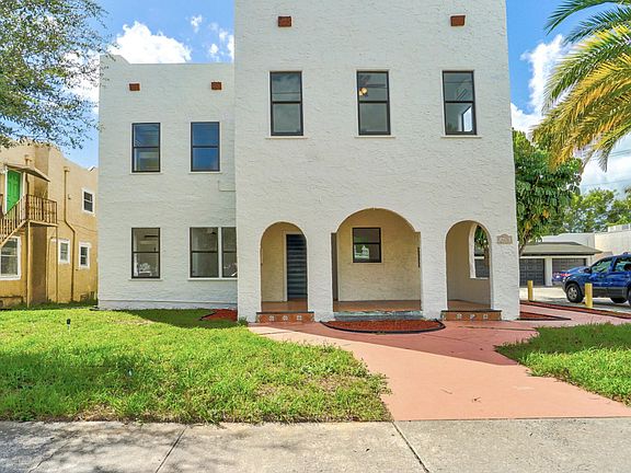 2nd image of 420 Kanuga Dr #2