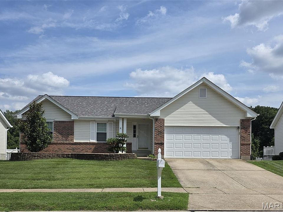 1st image of 638 Oak Springs Trail Dr