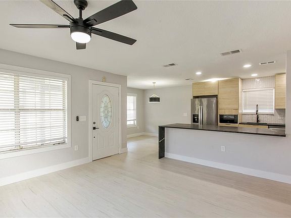 4th image of 822 POLK STREET
