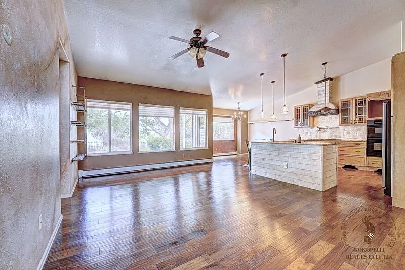 Building Photo - 536 Park Ridge Ct #1