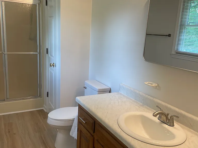 1018 Windridge Dr — Photo 6