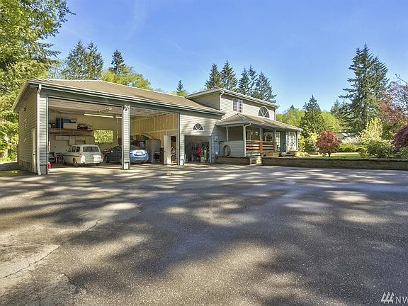 2nd image of 4799 Pembrook Pl SE