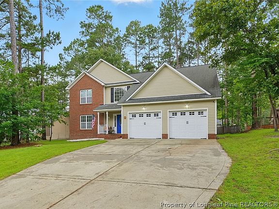 4th image of 46 Wateredge Ln