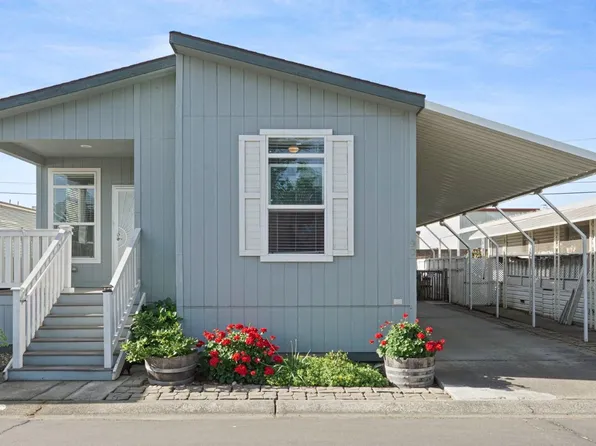 90 Buena Vista Dr, Lodi, CA 95240