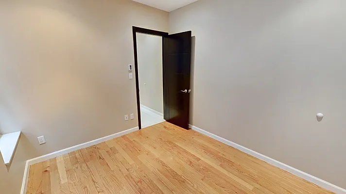 Rented by Charles Coutinho LLC | media 4