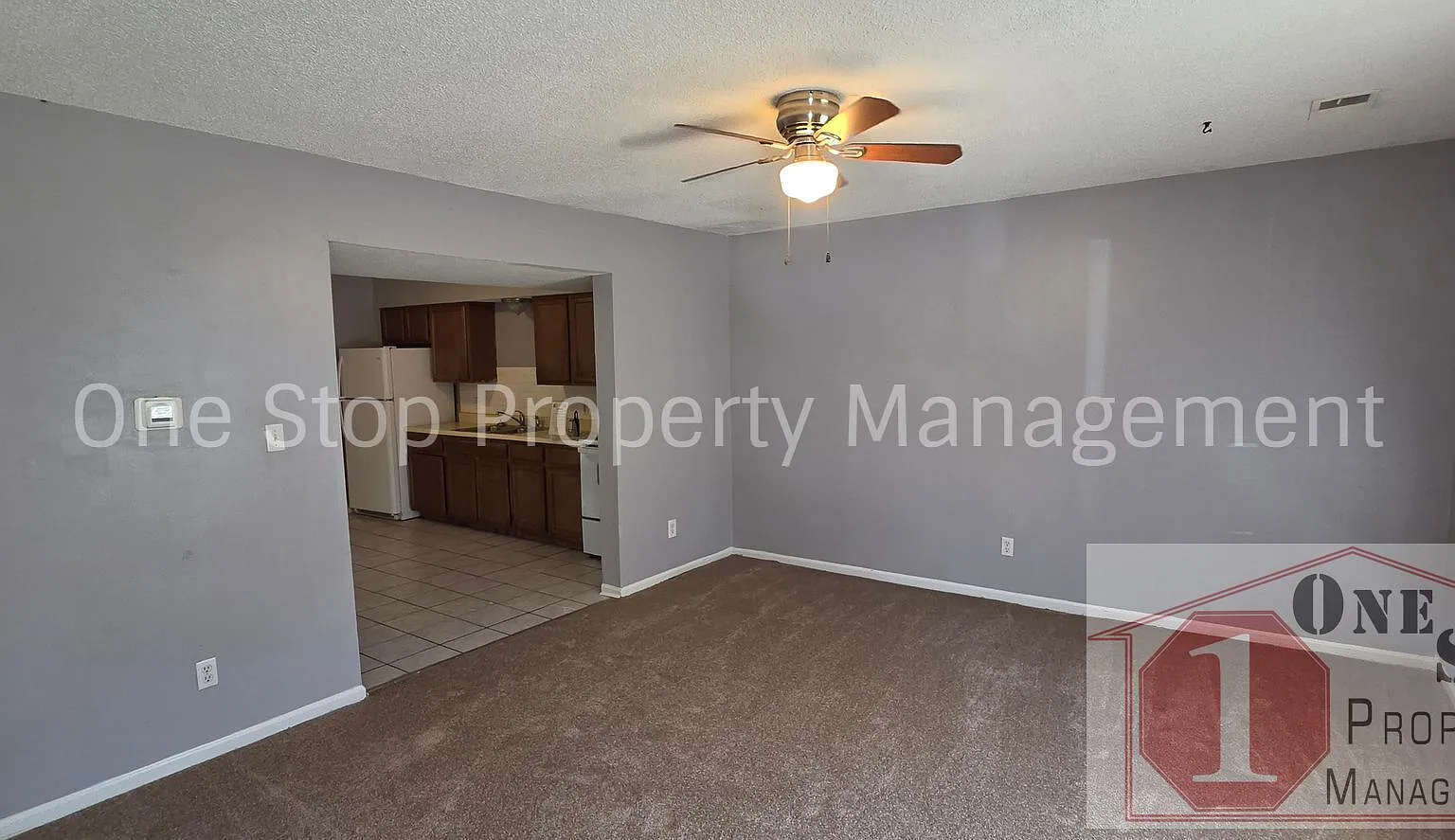 New Price! Duplex with 3 Bedroom, 1 Bathroom in Independence, MO! — Photo 2