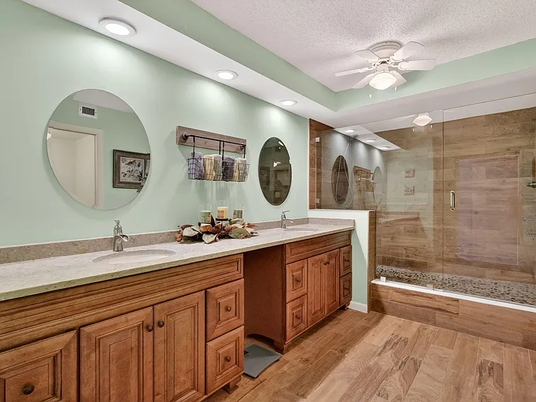 9650 S Ocean Dr #210 — Photo 21