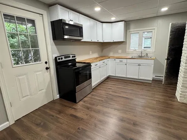59 Berkshire St, Springfield, MA 01151