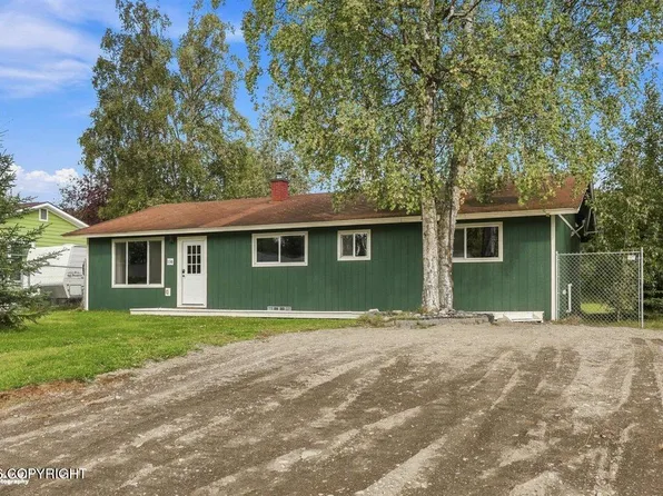 138 Farnsworth Blvd, Soldotna, AK 99669