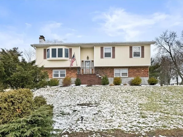 55 Salem Road, Fishkill, NY 12524