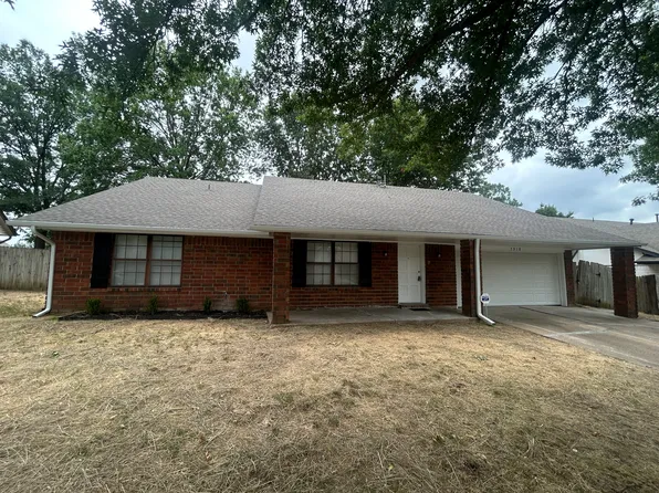 7918 E 77th St, Tulsa, OK 74133