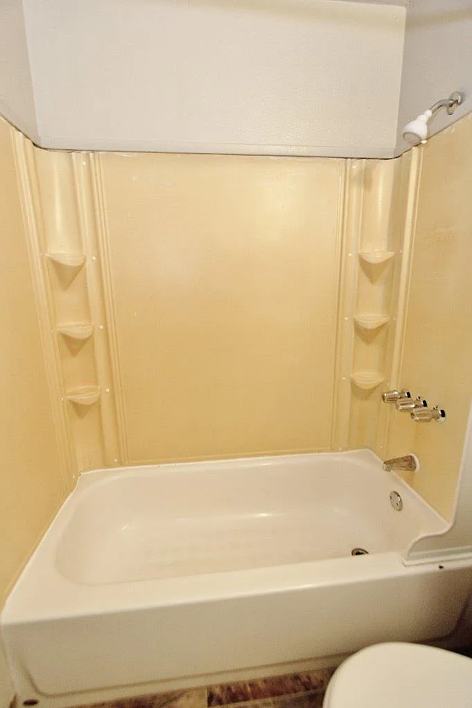 3 bed, 1246 sqft, $1,800 — Photo 3