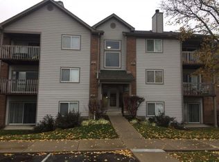 8831 Eagleview Dr APT 1, West Chester, OH 45069
