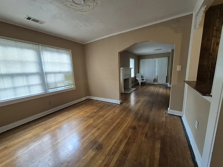 3507 N Wareingwood Dr — Photo 3