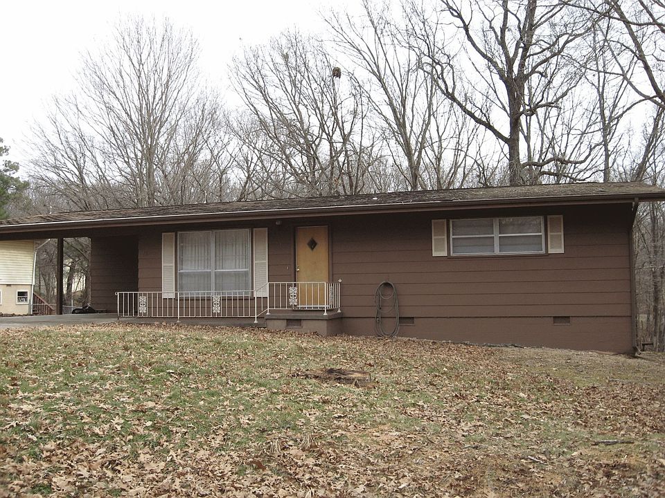 1st image of 13 Evesham Ln