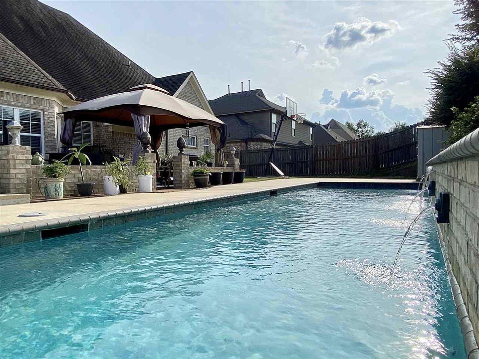 1st image of 65 Whispering Meadows Dr