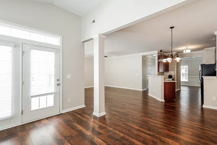 130 N Arcadian Way — Photo 6