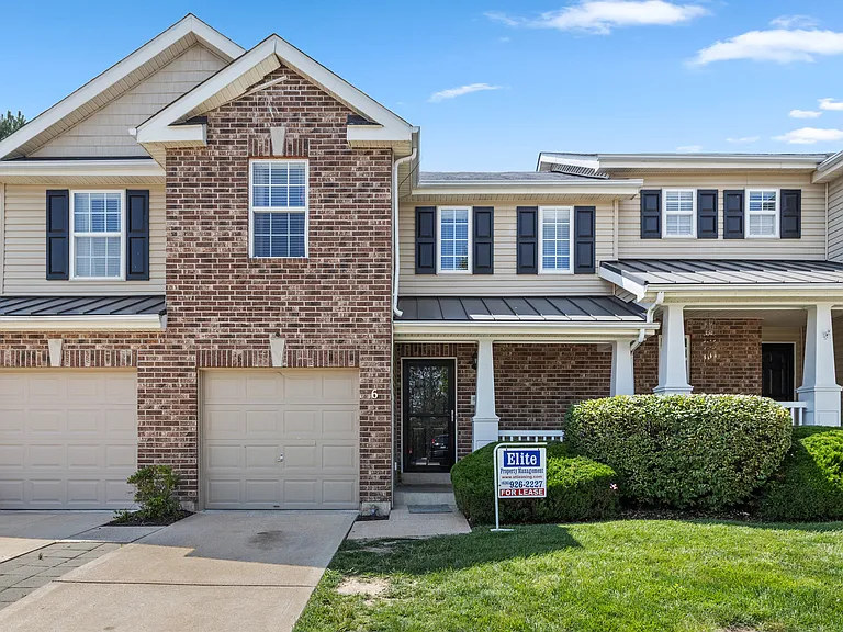 603 Country Village Dr — Photo 1