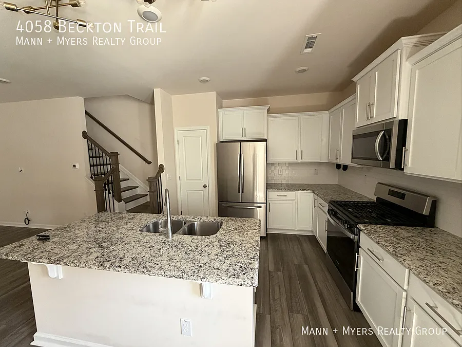 Building Photo - 4058 Beckton Trl