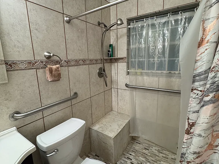 743 Coral St — Photo 28