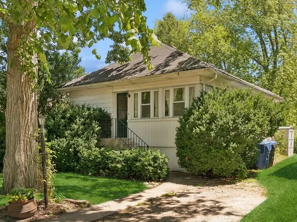 411 Randolph St, Glencoe, IL 60022