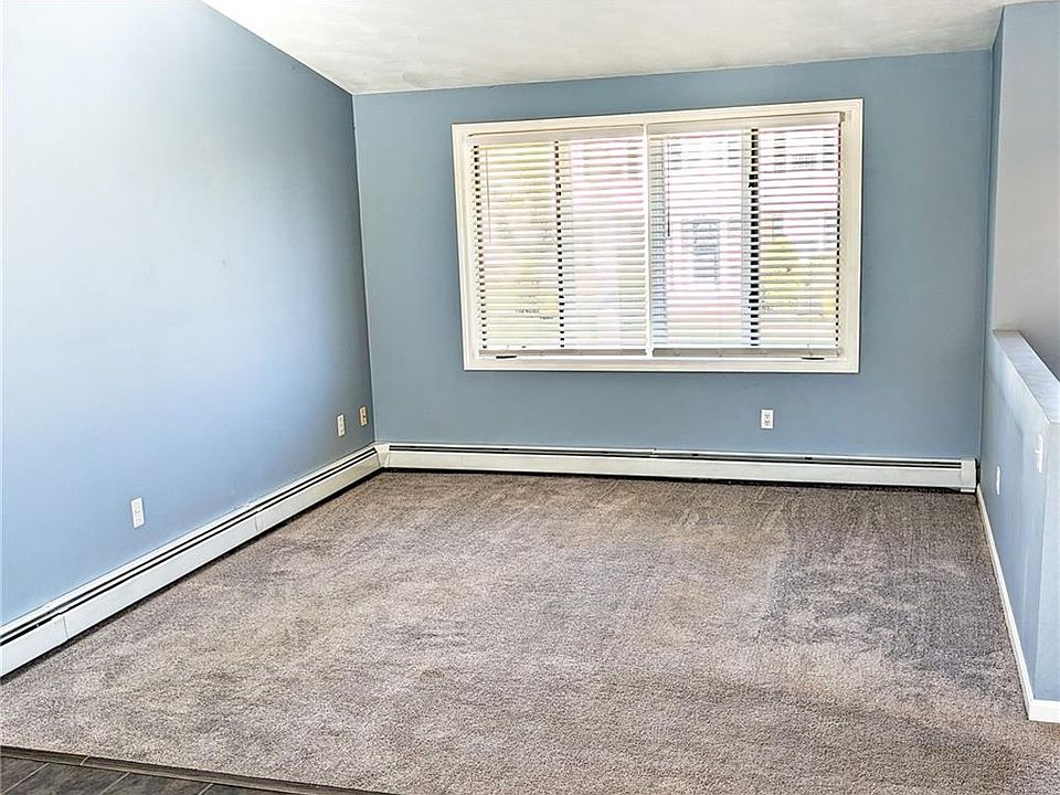 152 Borden Ave, Johnston, RI 02919 Zillow