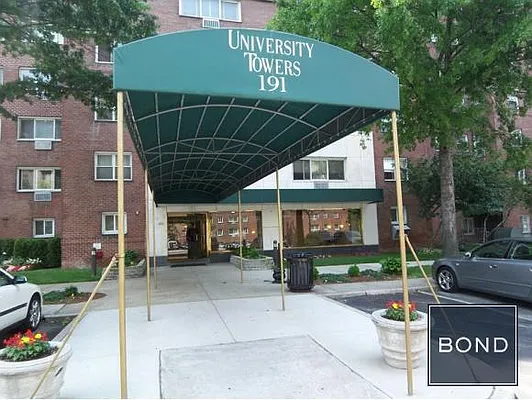 Sold by Bond New York | media 7