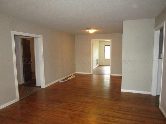 5th image of 2228 N Russell St